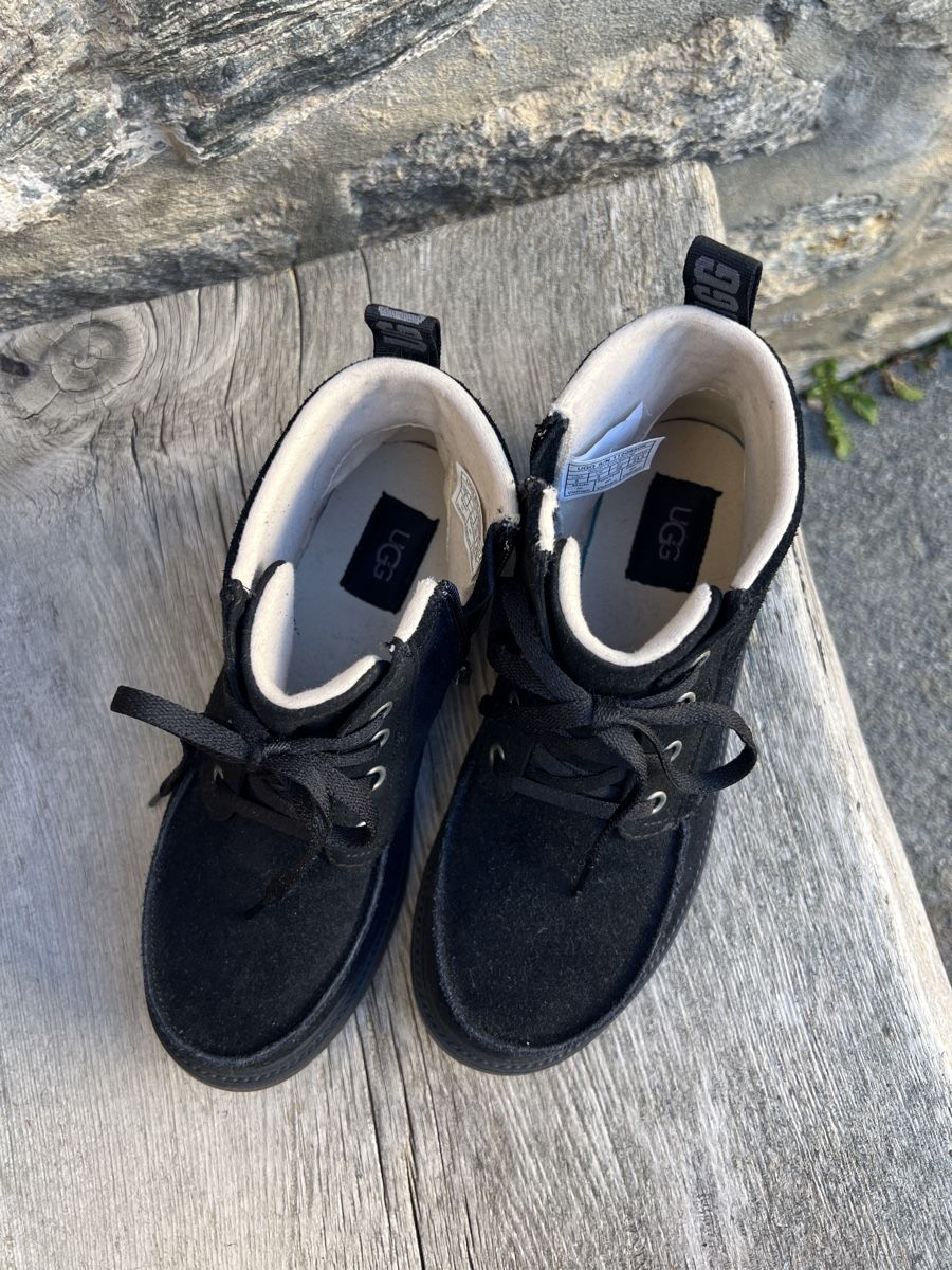 Chaussures femmes: UGG Boots schwarz 38  – Neuf (Voir description) à Chur par dal_zsy5 1