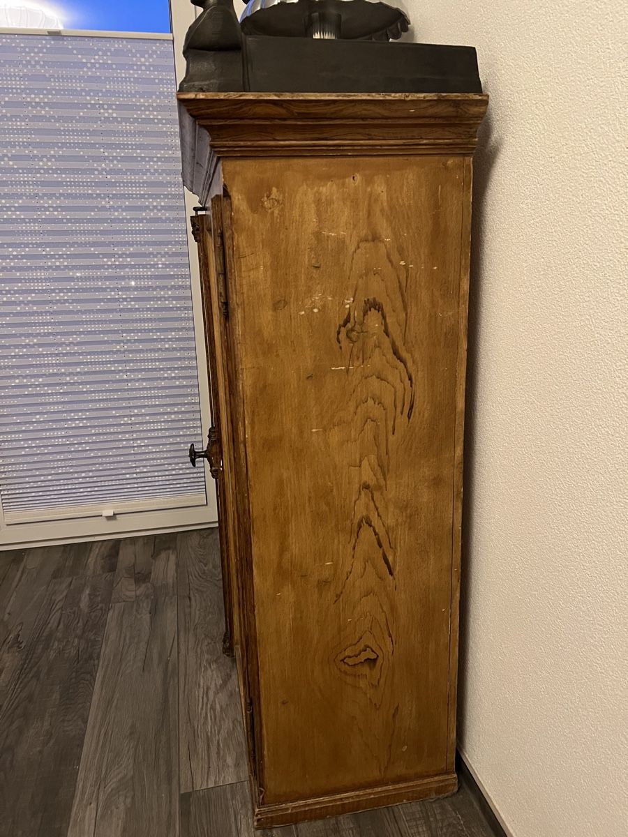 Vetrine: Antiker Glas-Schrank, Vitrine, Buffet – Usato da Bürglen TG venduto da Ursajosi 4