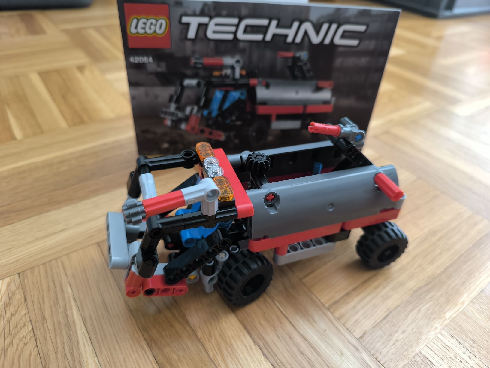 Lego Baukästen: LEGO TECHNIC 42048 – Gebraucht aus Penthalaz von Panzerwagen 1