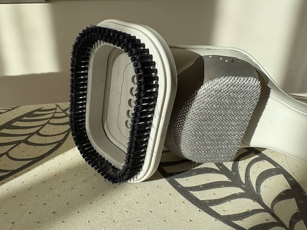 Rowenta Bügeleisen: Rowenta - ferro da stiro verticale – Gebraucht aus Solduno von Goodbiker 1