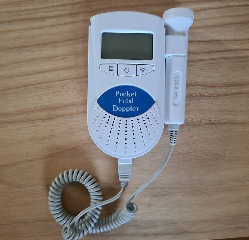 Attrezzature mediche: Fetal Doppler – Usato da Winterthur venduto da PFINGSTROSE07