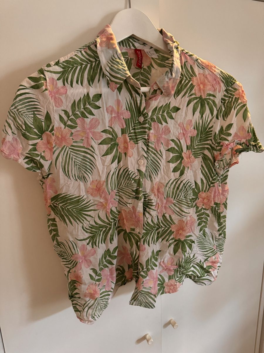 H&M Blusen: Hawaii Bluse H&M 38 – Neu (gemäss Beschreibung) aus Richterswil von Manu55555