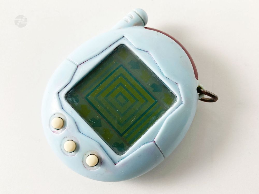 TAMAGOTCHI CONNEXION VERSION 2 (2004) - SILVER EDITION (EU exclusive