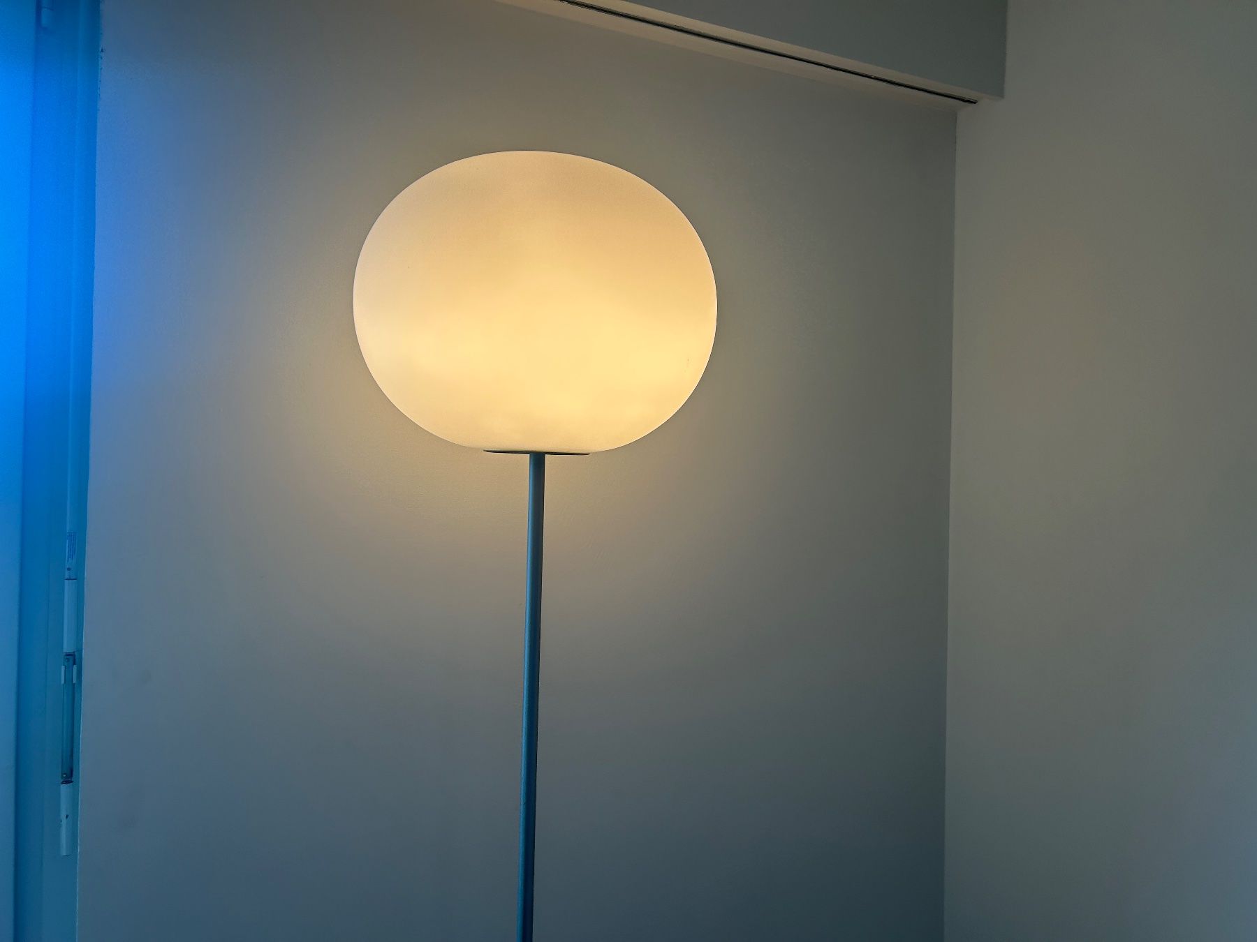 Lampade: FLOS Glo-Ball Floor 3 Designer Stehlampe – Usato da Regensdorf venduto da Spyke55 3