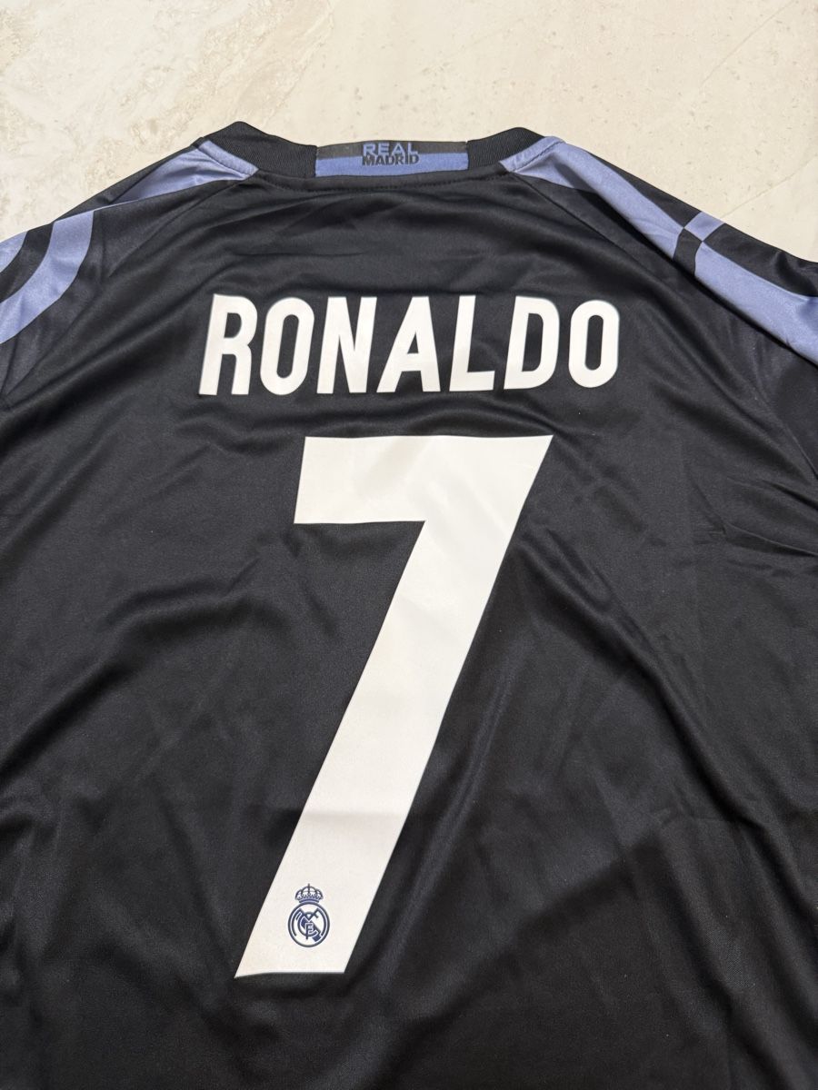 Adidas Canottiere & Pantaloni: Real Madrid Trikot Ronaldo 7 – Nuovo (secondo la descrizione) da Bronschhofen venduto da leo_99hp 5