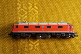 8 - KATO Re 6/6 Balerna rot