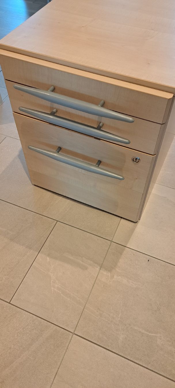Korpus: Caisson de bureau design et fonctionnelen bois – Gebraucht aus Hombrechtikon von Atroms47 1