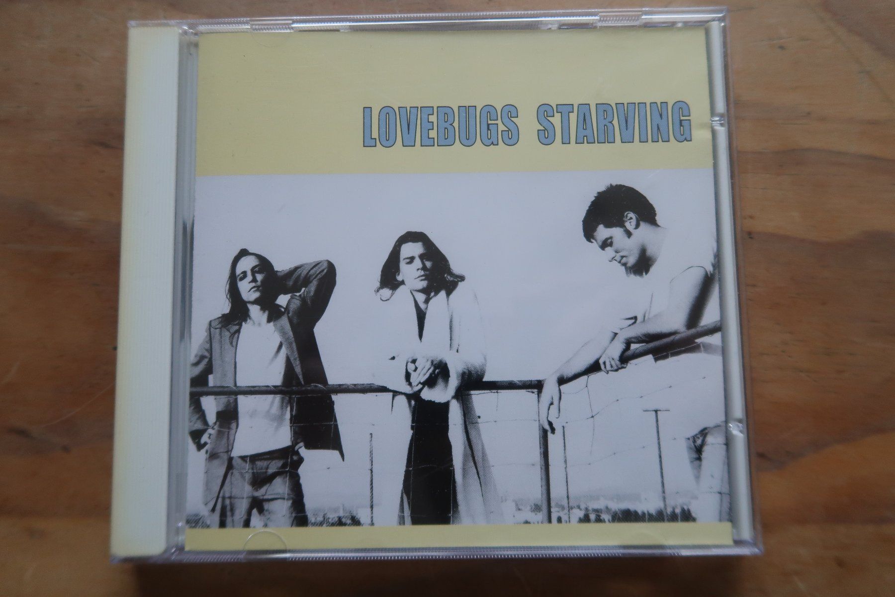 CD: LOVEBUGS - STARVING - CD – Usato da Basel venduto da Patiscat