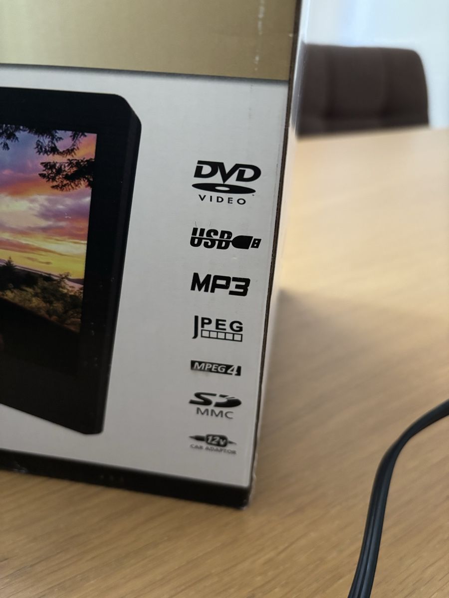 Lecteur media portable: DVD player für Auto – D'occasion à Zuerich par Giovas 5