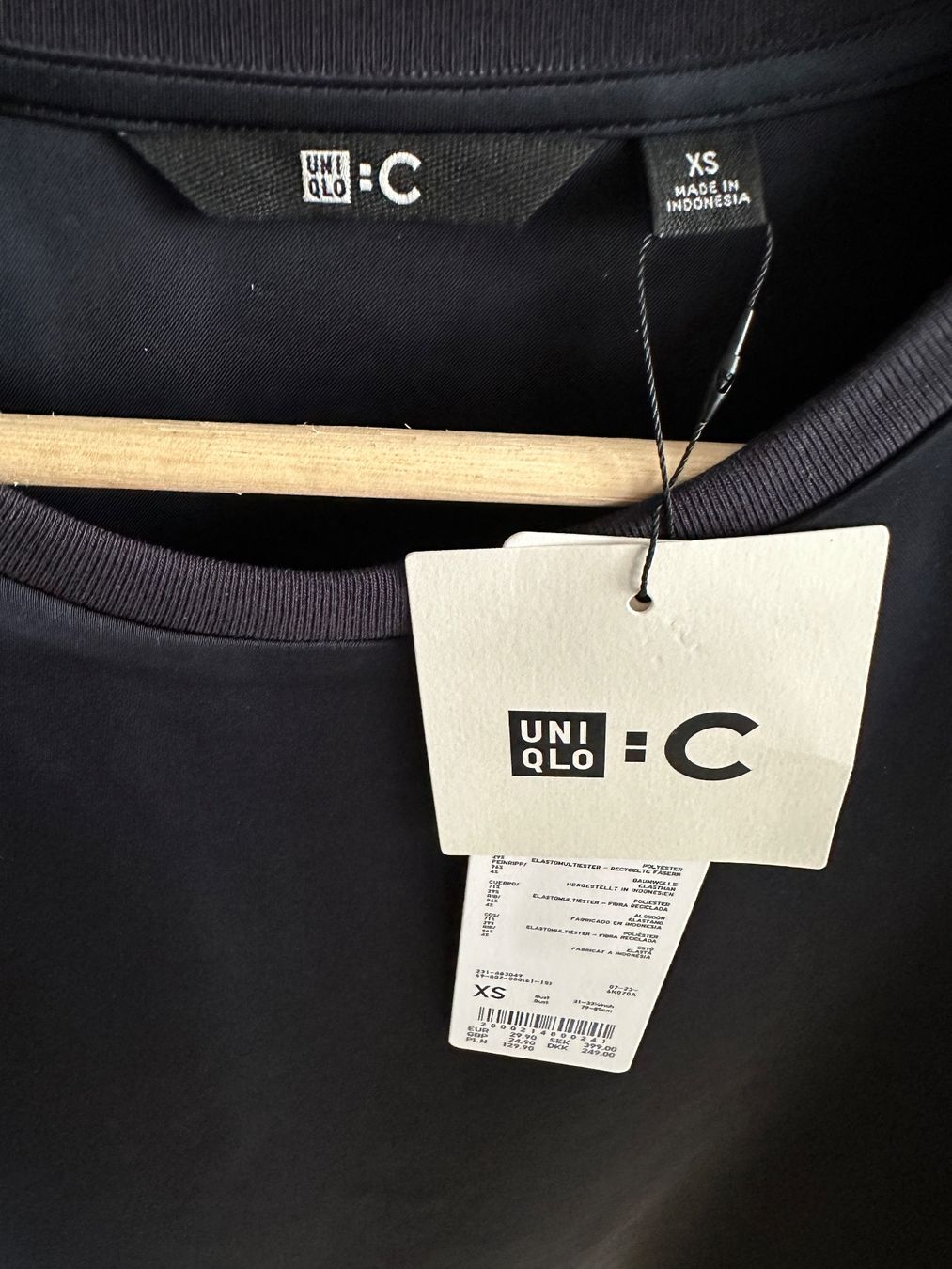 Blusen: Uniqlo Satin bluse oversize XS neu – Neu und originalverpackt aus Zürich von Swisspa 1
