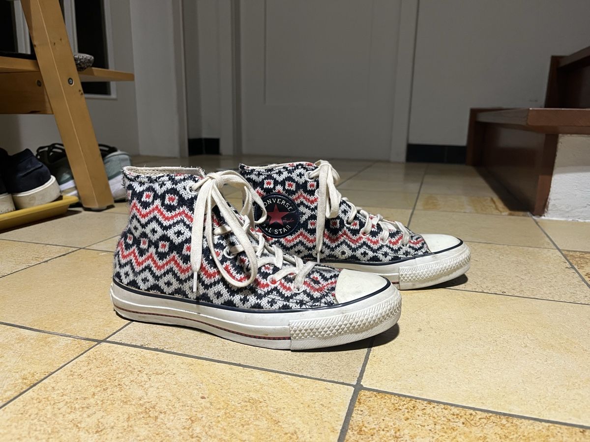 Converse Scarpe da uomo: Converse All Star mit einzigartigem Strickmuster – Usato da Riehen venduto da Louloulila