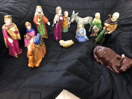 Krippenfiguren handgemalt aus Porzellan Rarität