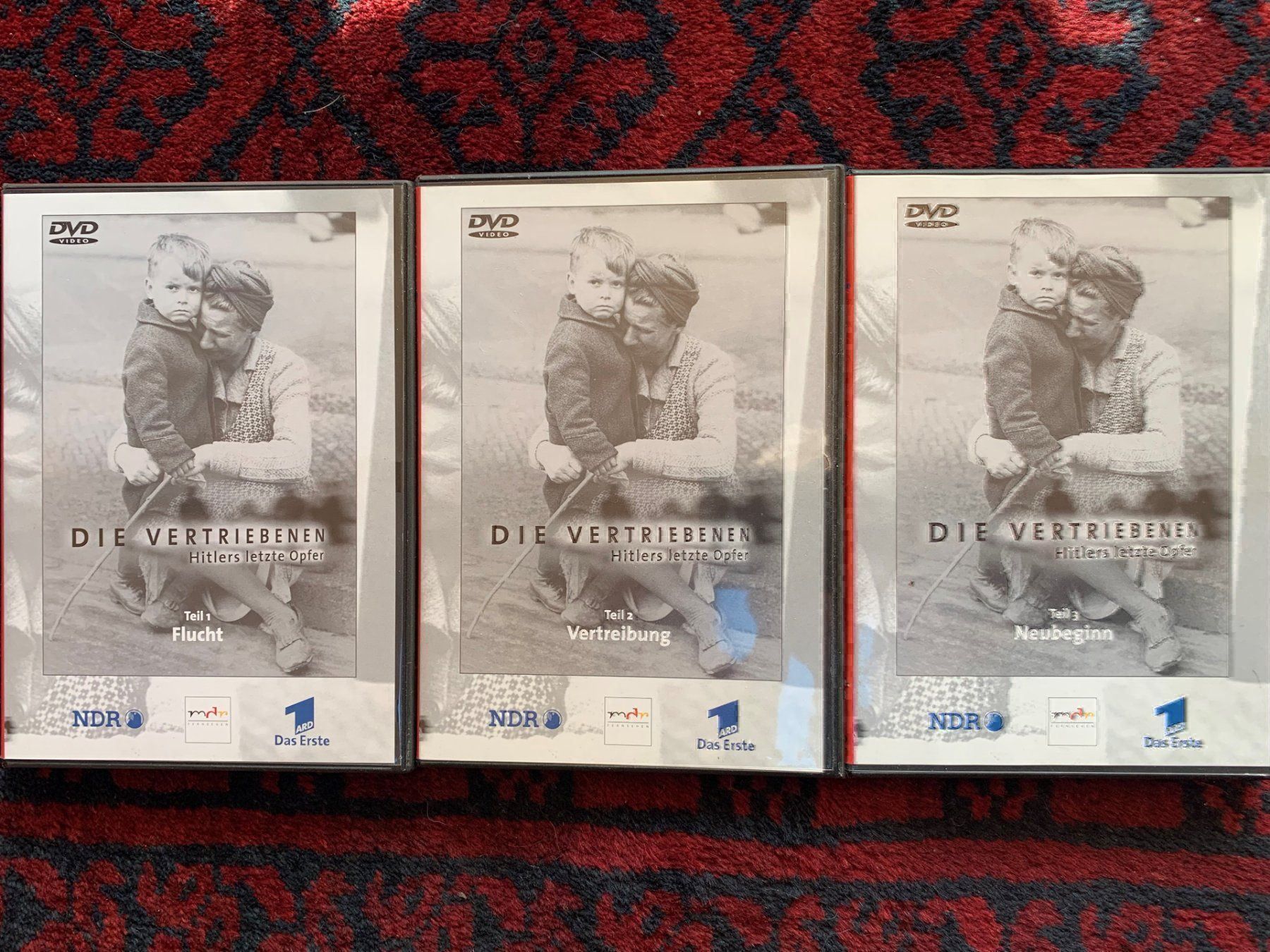 Tutti i DVDs: Die Vertriebenen - Hitlers letzte Opfer – Usato da Volketswil venduto da zwitsch33