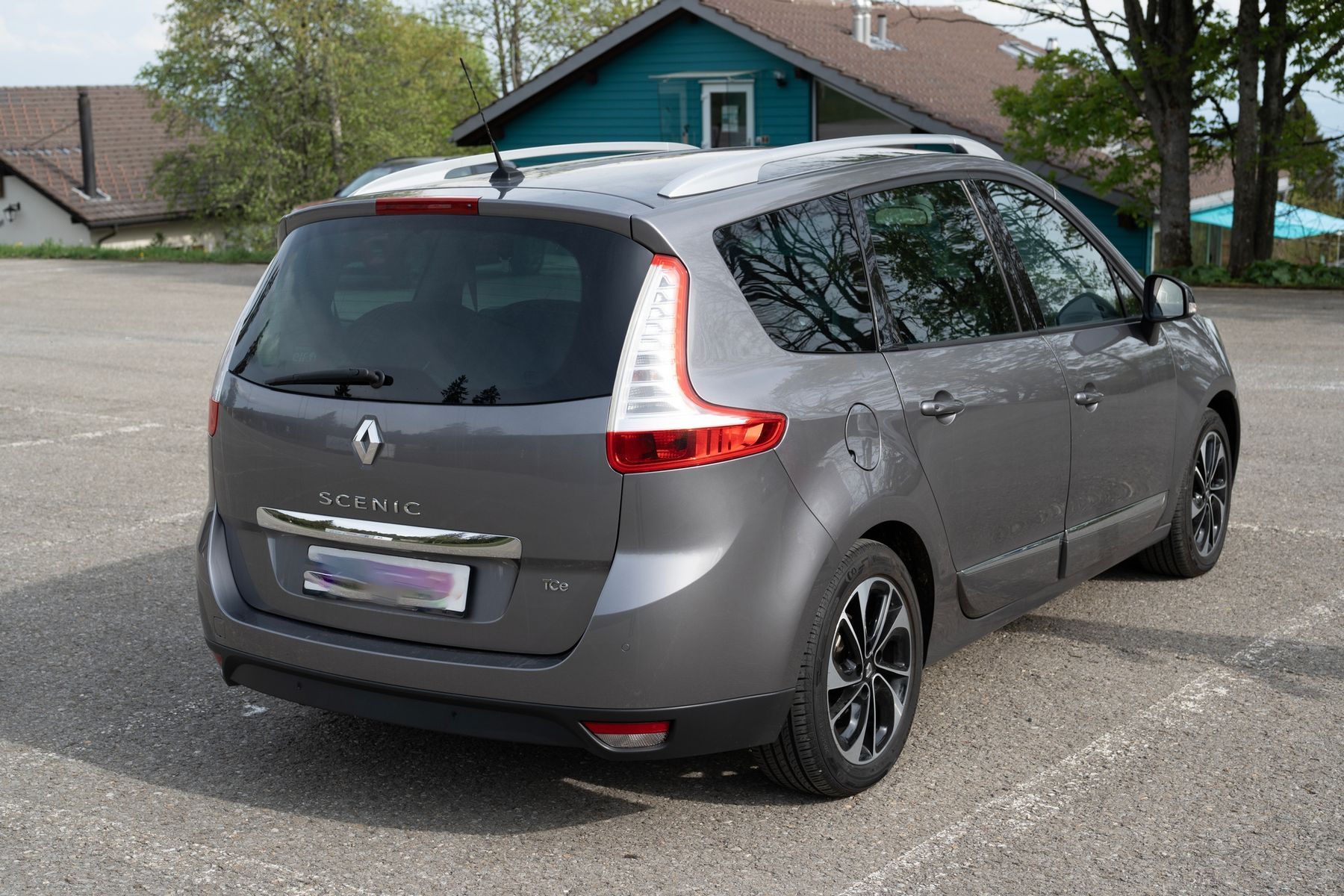 Renault Autos: Renault Scénic 3 – D'occasion à La Chaux-de-Fonds par ser_xr8w 2