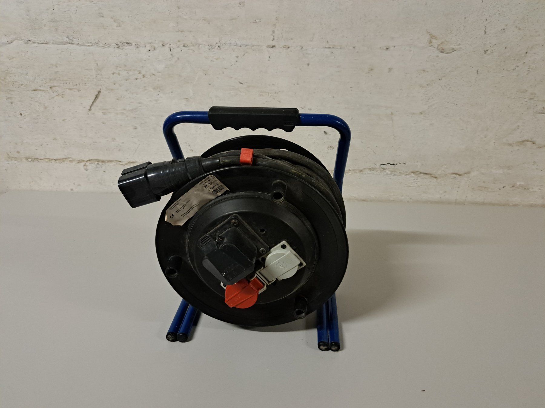Cavi: 16A Kabelrolle 400V / 25 Meter lang – Usato da Belp venduto da deal-now