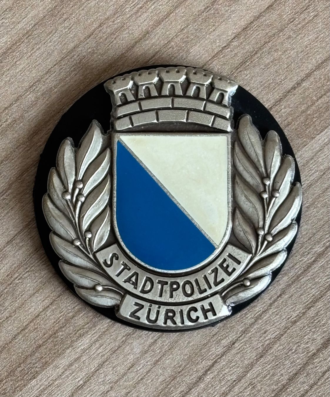 Placchette & Badge: Metall Abzeichen Stapo ZH - Plakette – Usato da Jona venduto da Sid100