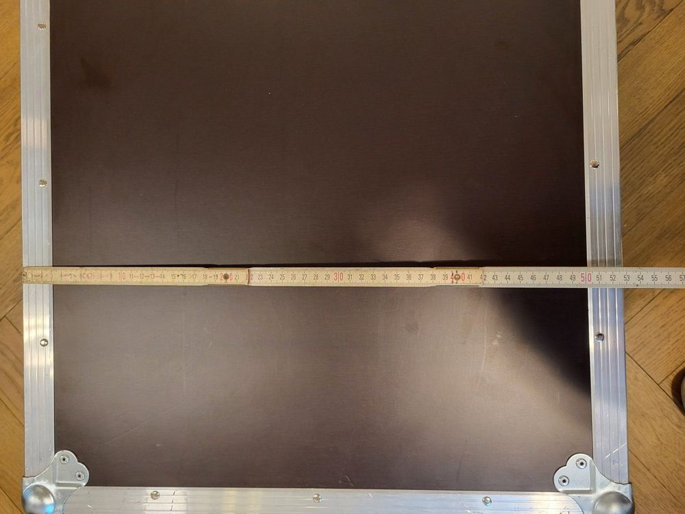 Casse di trasporto: Flight-cases robustes sur mesure avec mousse! box transport – Usato da Sion venduto da Bang-OlufsenSion 5
