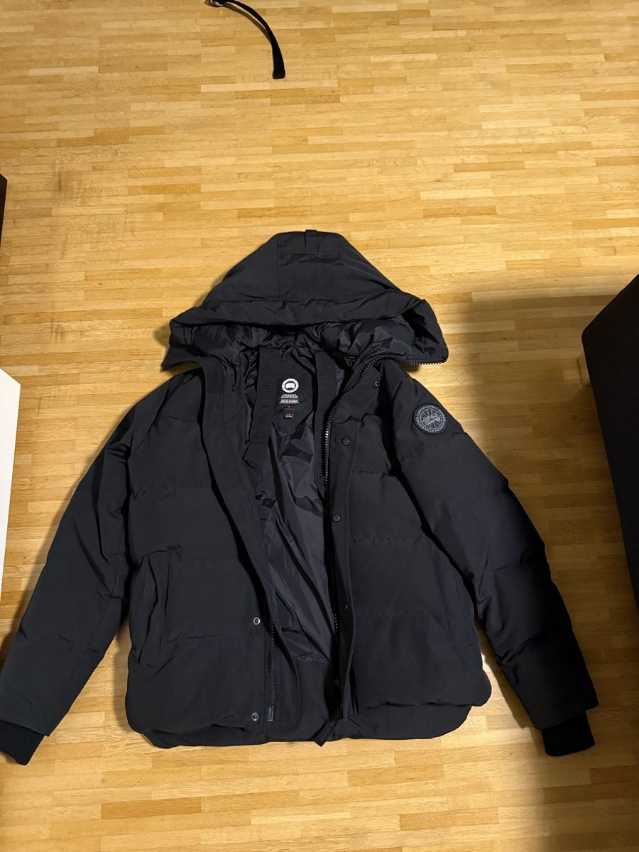 Canada Goose Vestes: Canada Goose Macmillan Black Label L – D'occasion à Allschwil par M6e63