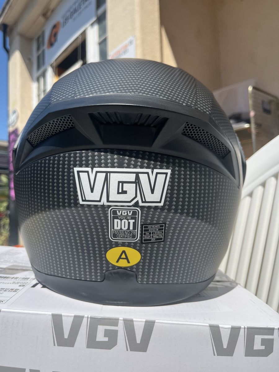 Caschi & visiere: Casque deux roue VGV – Nuovo e nell'imballaggio originale da Cuarnens venduto da Olivier1820 2