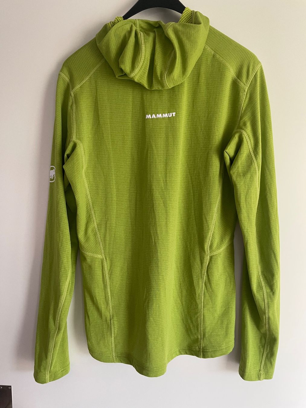 Mammut Giacche: Mammut Aenergy Light ML Hooded Jacket Men Medium – Usato da Menzingen venduto da bandozug 1