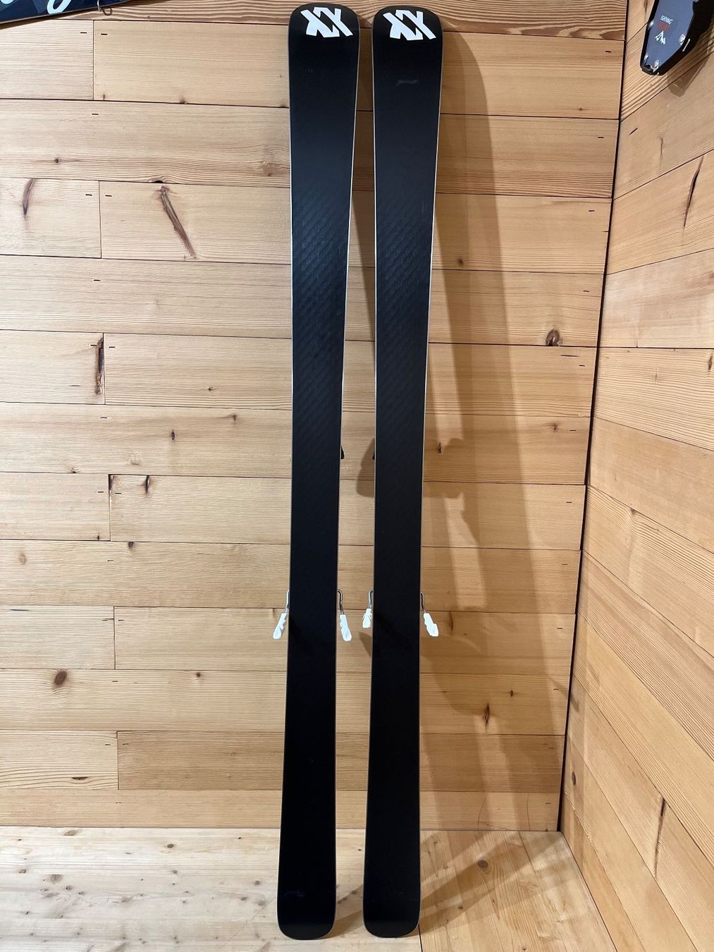 Völkl Skis: Ski, VÖLKL Kenja, Länge 170 cm – Gebraucht aus Schwarzsee von Sidecut 2