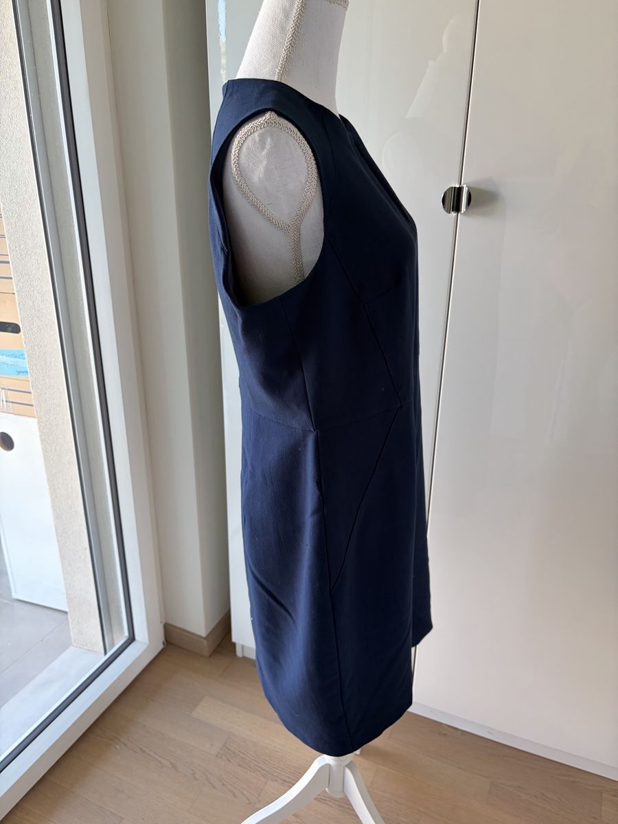Mango Kleider: SOLD - Mango classic cut – Gebraucht aus Nyon von Deb_D39 1