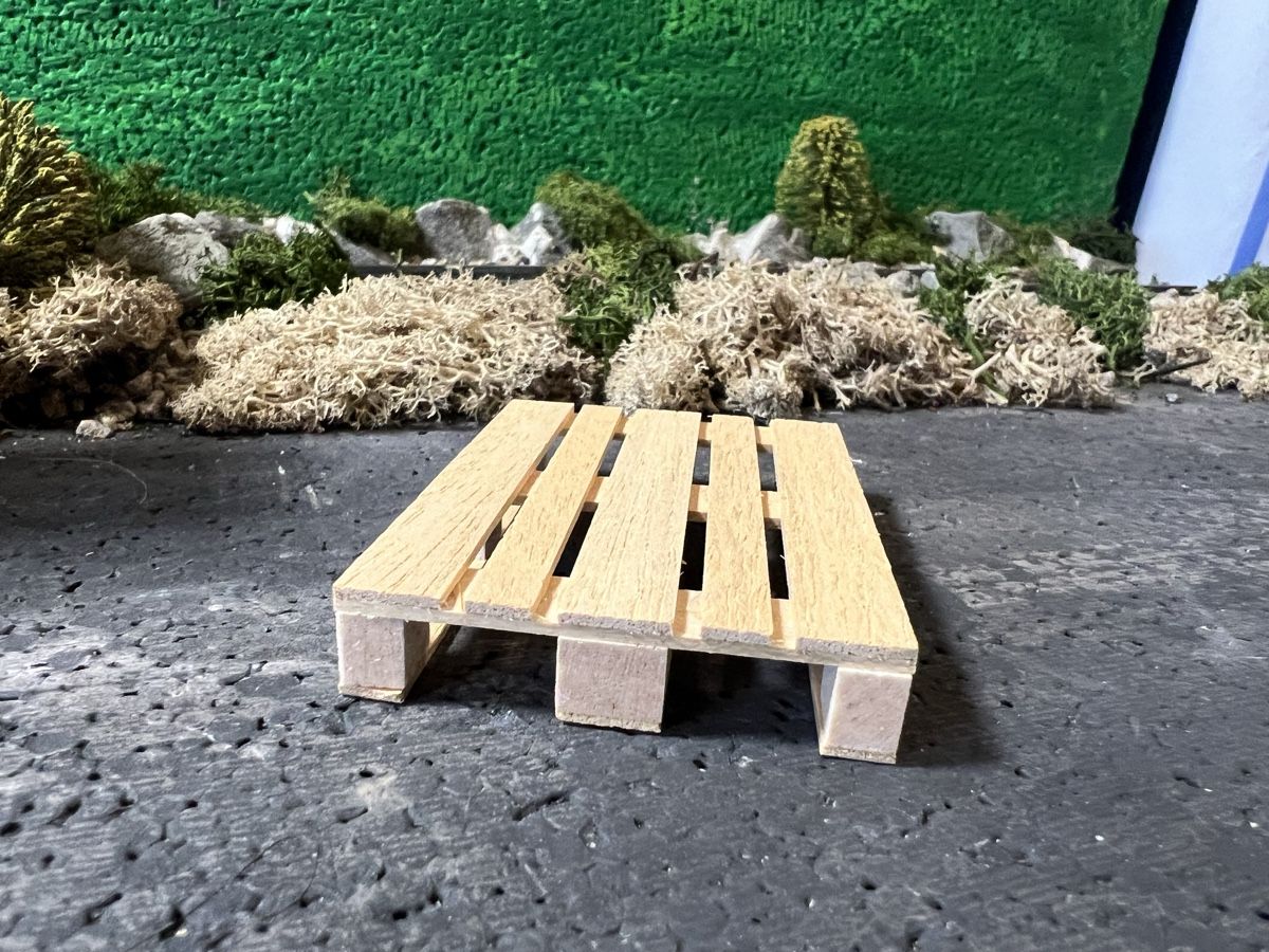 RC Modellbau: EPAL/EUROPALETTE 1:14,5 – Neu (gemäss Beschreibung) aus Altdorf UR von modellbau-widmer 3