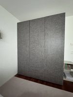 Kleiderschrank für Kleiderbügel