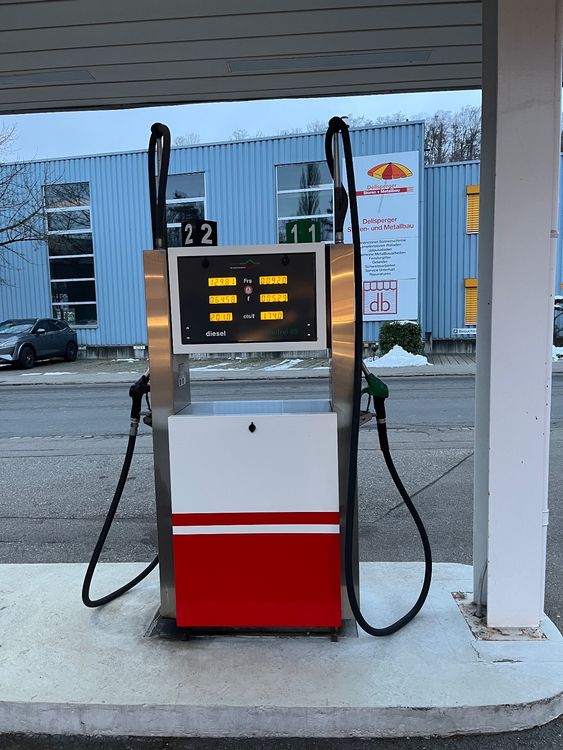Fabelhafte Tankstelle Zu Kaufen Bildernull
