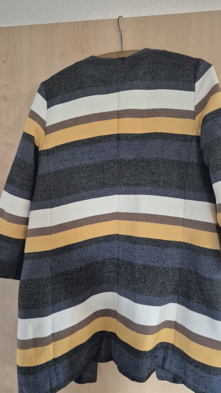 Hallhuber Jacken: Schicke Hallhuber Jacke – Gebraucht aus Winterthur von vss_h665 3