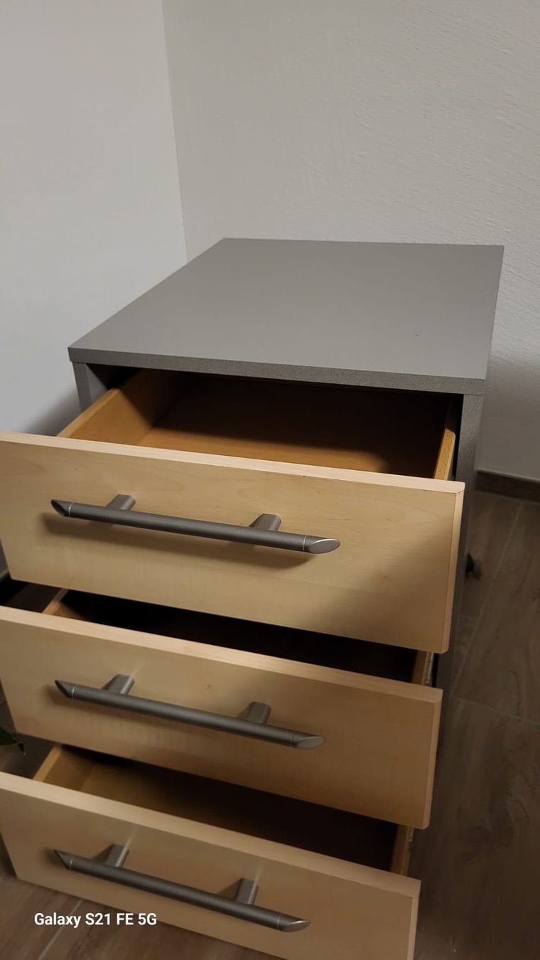Scrivanie: Bürotisch mit Kommode zu verkaufen – Usato da Affoltern am Albis venduto da Russi66 4