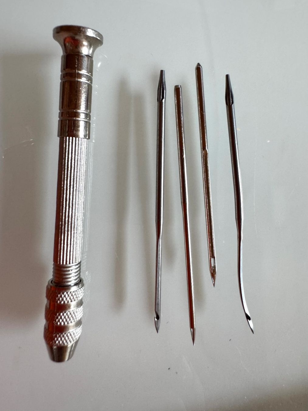 Tutti gli attrezzi: Aale   Hacken   Nadel     Werkzeuge zum Basteln Multitool – Nuovo e nell'imballaggio originale da Leuggern venduto da unico10