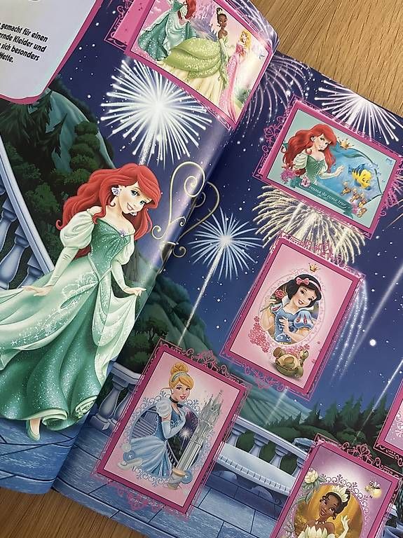 Libri: Disney Sticker Buch – Usato da Falera venduto da duca73 2