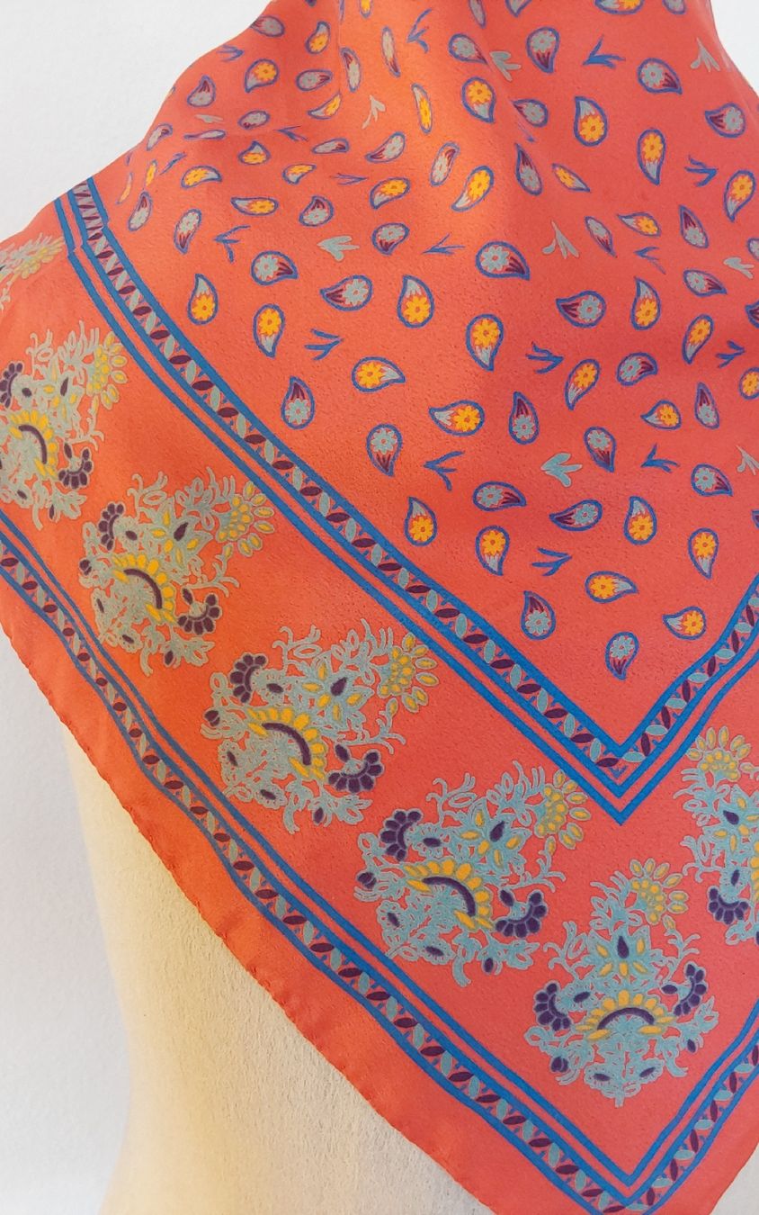 Foulard & Sciarpe: Foulard quadratisch – Nuovo (secondo la descrizione) da Köniz venduto da scopello12 2