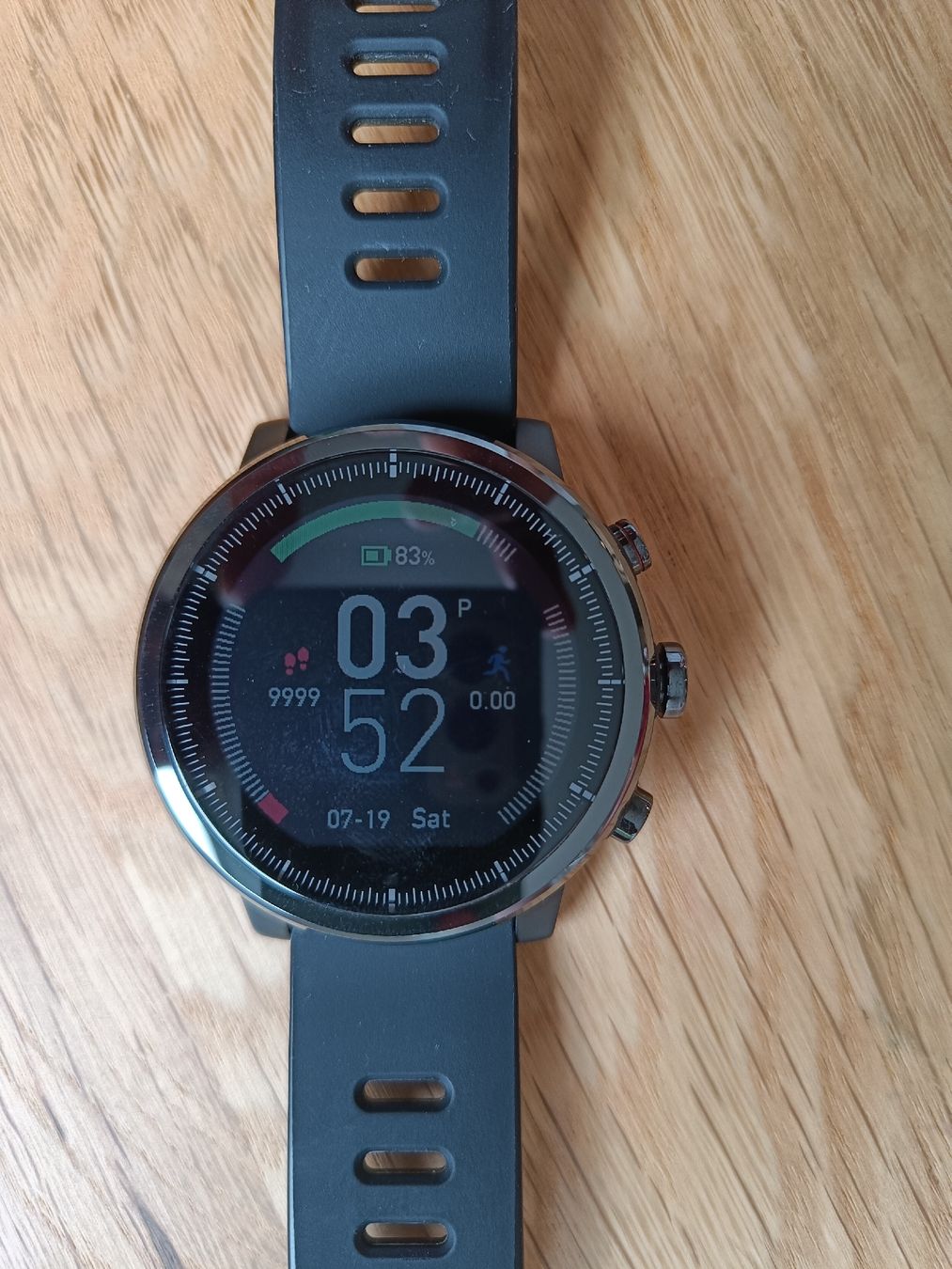 Amazfit Smartwatch: Amazfit Stratos Smartwatch - Black – D'occasion à Luzern par abh_9htw 2