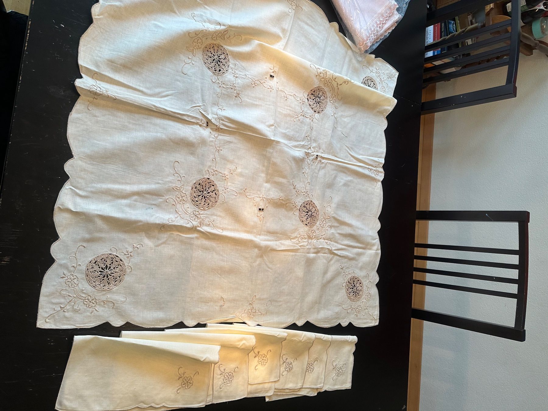 Coperte: Tisch decke" und 6 stuck Serviette, Handgemacht – Usato da Bottighofen venduto da M.O.L 3