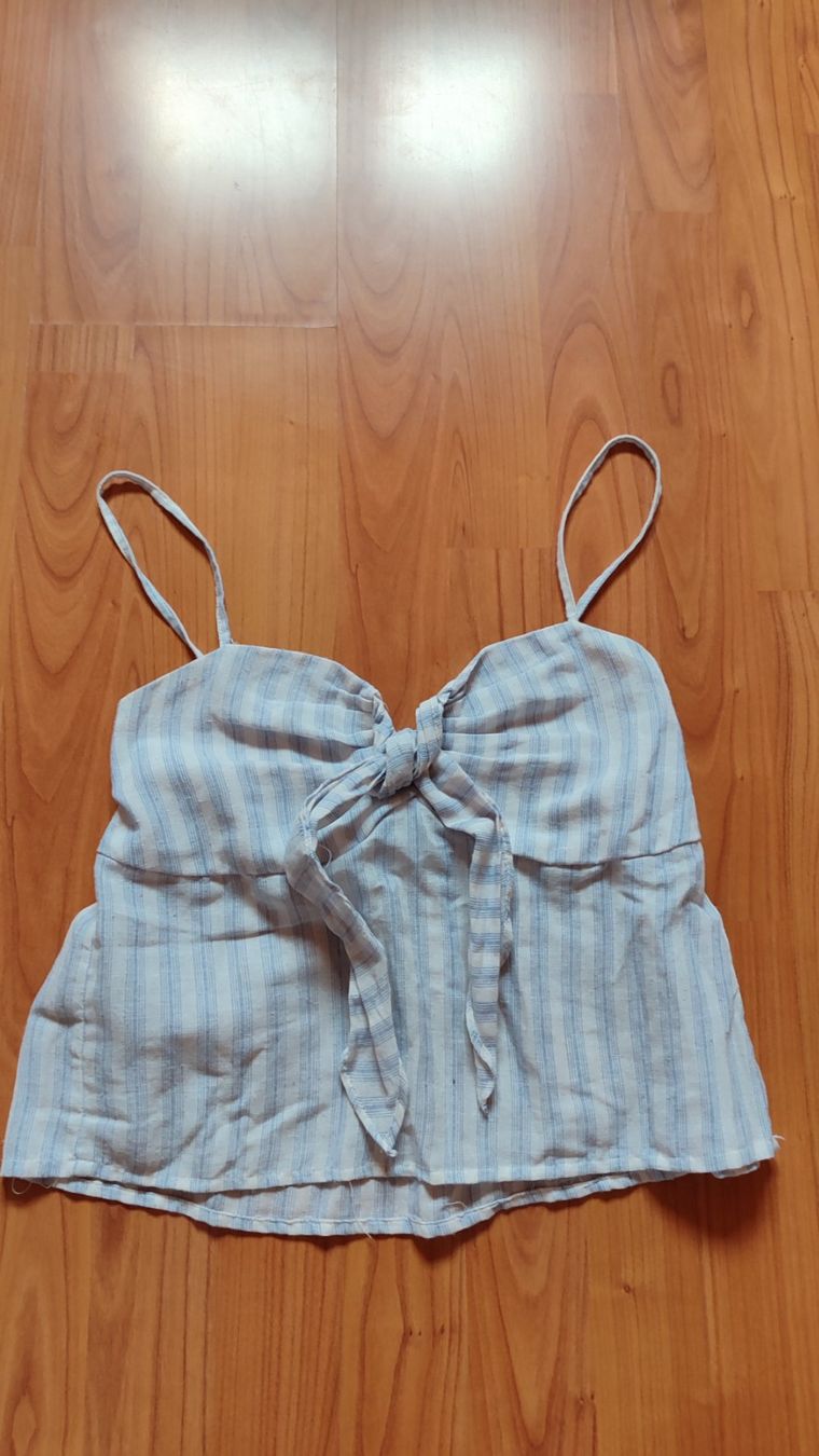 Pull&Bear Lotti di vestiti: Sommer Set: Tops, Shirts, Oberteile, Gr. S – Nuovo (secondo la descrizione) da Brüttisellen venduto da nic_xm7s 9