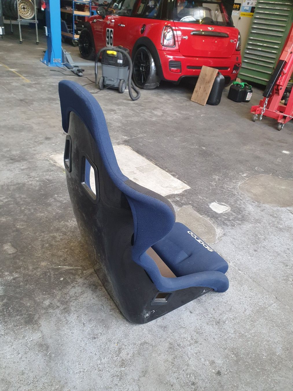: Sparco Evo Schalensitz für Rennwagen oder Simulator – Difettoso da Ruswil venduto da Kadettch 3