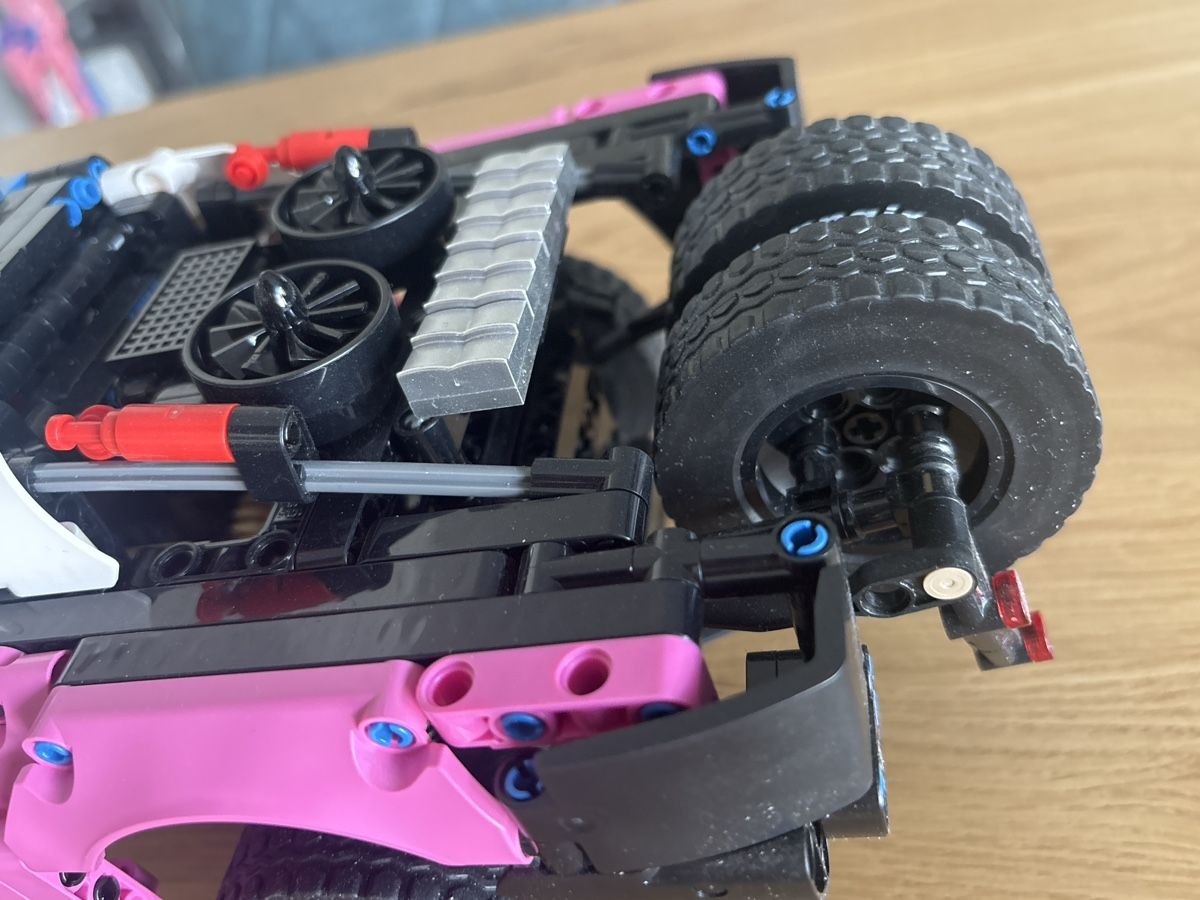 Jeux de construction: Experts techniques modèles de voitures de sport tout-terrain – D'occasion à Courchapoix par Jubo1 1