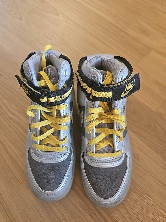 Nike Scarpe da uomo: Nike Vandal High Silber & Gelb – Usato da Zug venduto da pat_6l8c