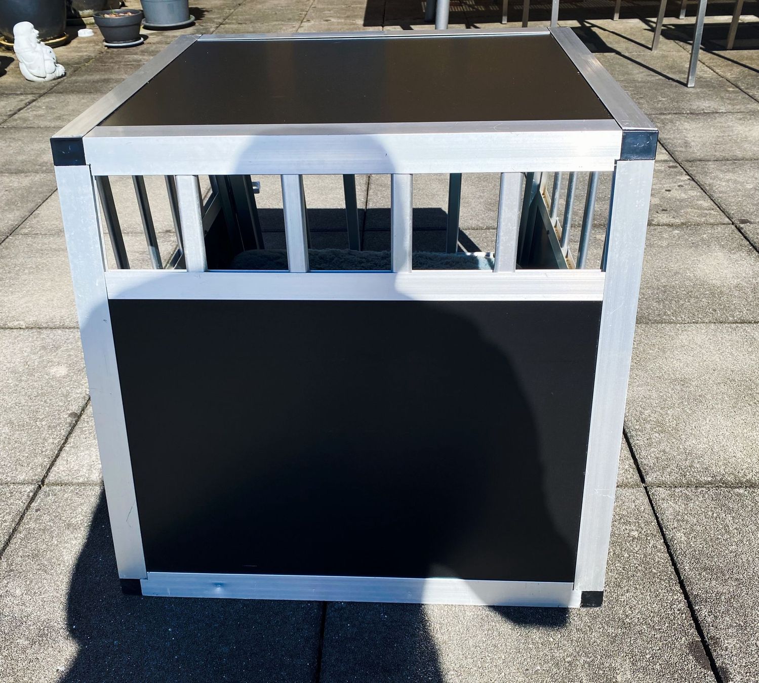 Gabbie, trasporto & Sicurezza: Hundetransportbox Aluminium  – Usato da Küssnacht am Rigi venduto da Lilibeth 2