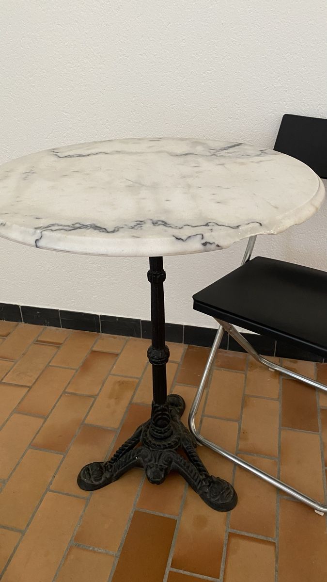 Tavoli: Marmortisch, Bistrotisch, – Usato da Oberhasli venduto da Kantenspringer 4