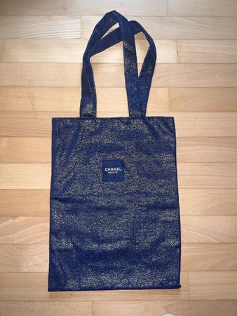 Chanel Tote bag