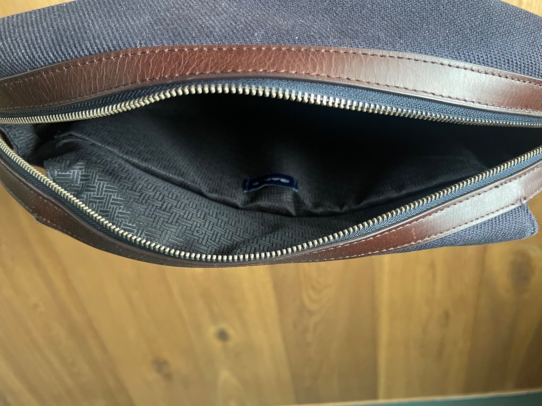 Gant Sacs: GANT Bürotasche dunkelblau – Neuf avec emballage d'origine à Flims Dorf par Specials 5