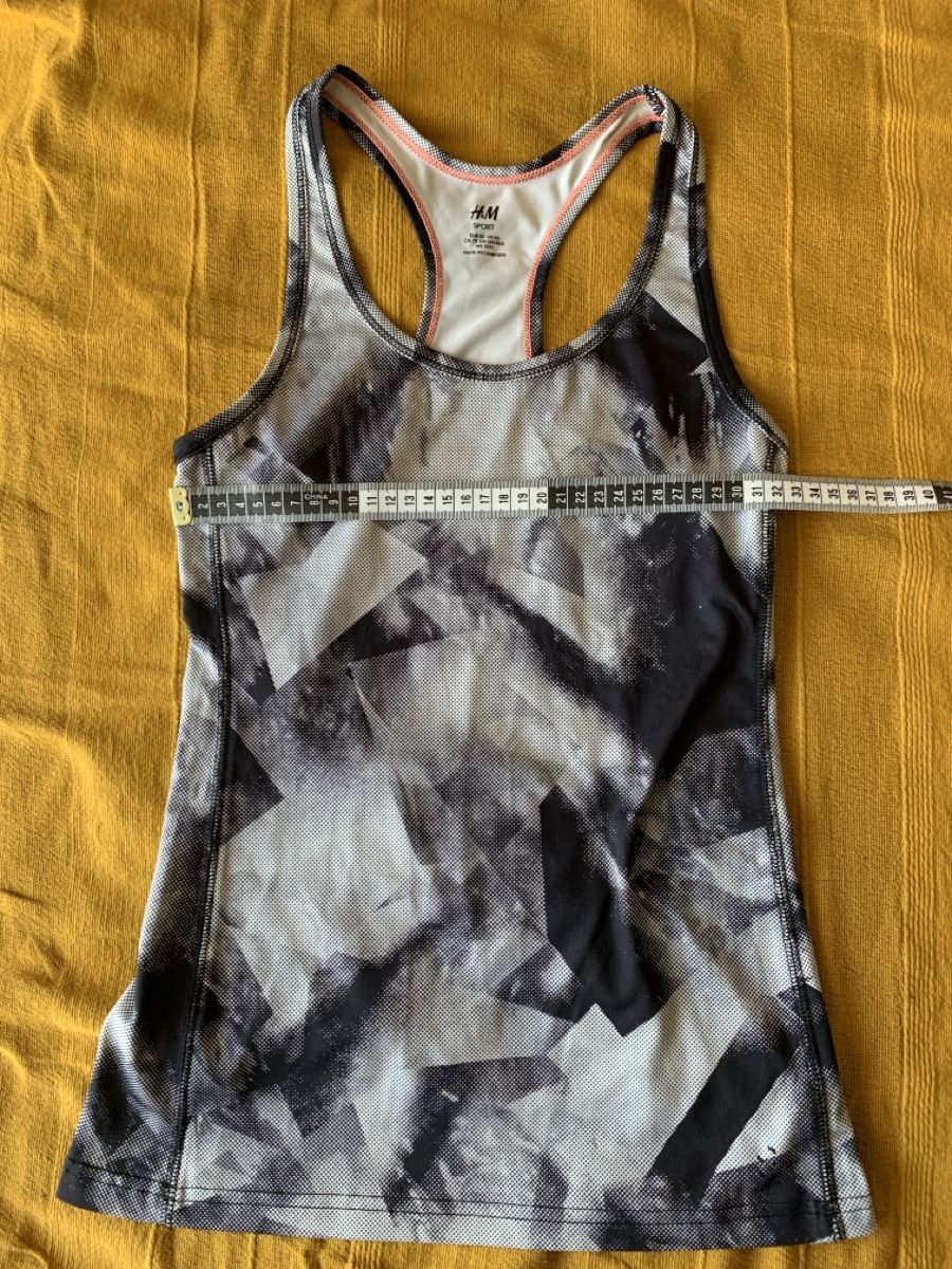 H&M Top: Sport Top XS – Usato da Winterthur venduto da Samu-V 1