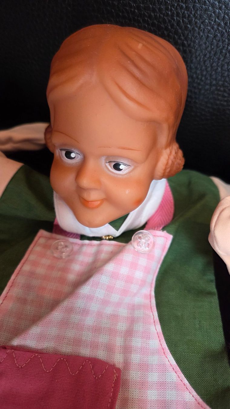 Giocattoli: 15 Stück Kasperlifiguren – Usato da Oberwangen b. Bern venduto da Mesimo 9