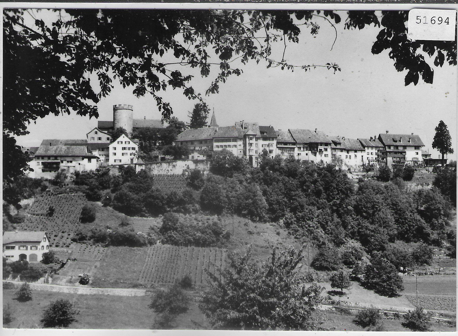 Cartoline postali: Regensberg - Generalansicht – Usato da Ettingen venduto da Kartenplanet