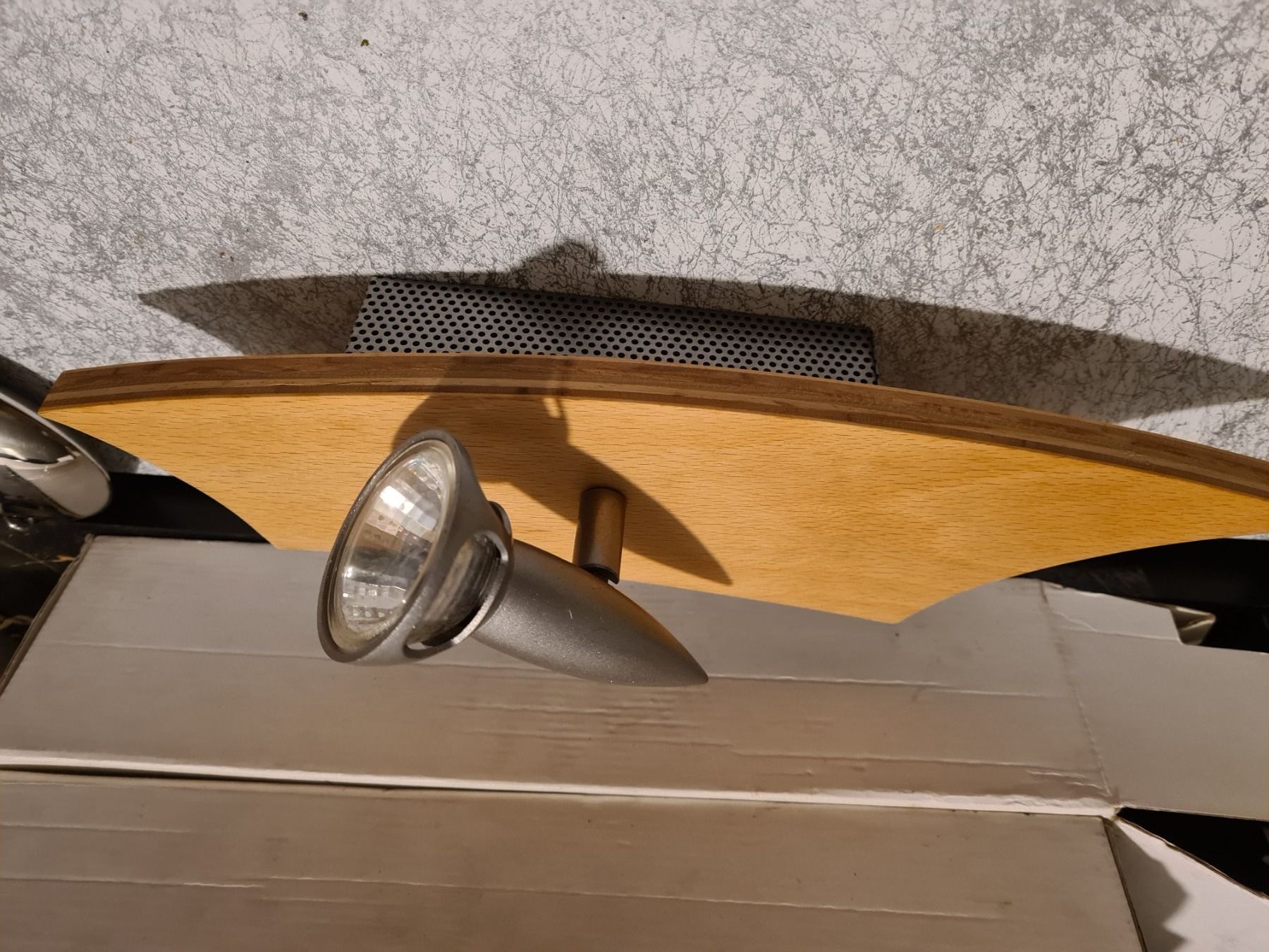 Lampadari & plafoniere: Deckenlampe/- Spot Holz/Chrom – Nuovo e nell'imballaggio originale da Amriswil venduto da used2use
