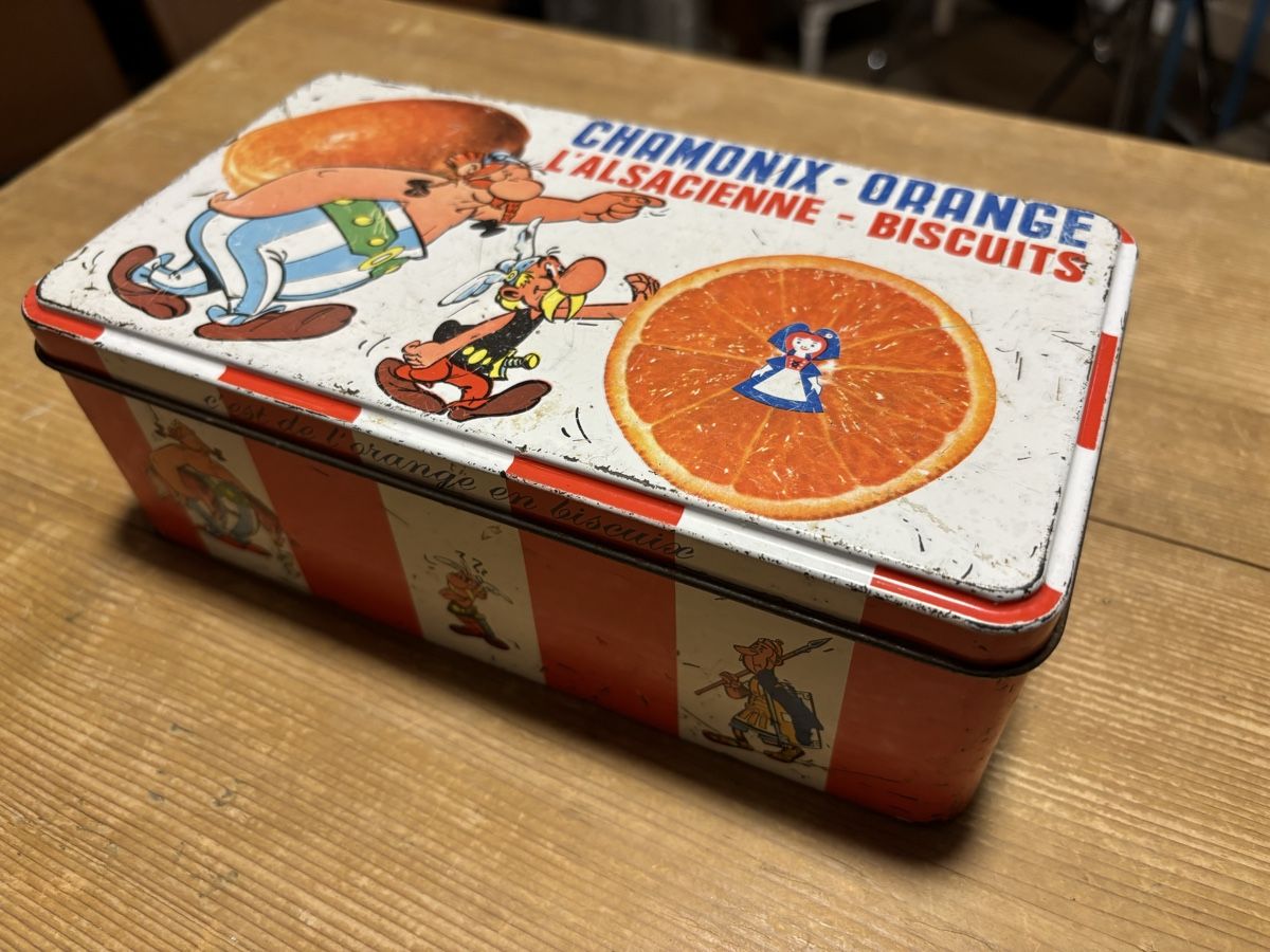 Zuccheriere: Asterix Obelix, Blechdose, Orange Biscuits, Alsace – Usato da Staufen venduto da timelessvintage 1