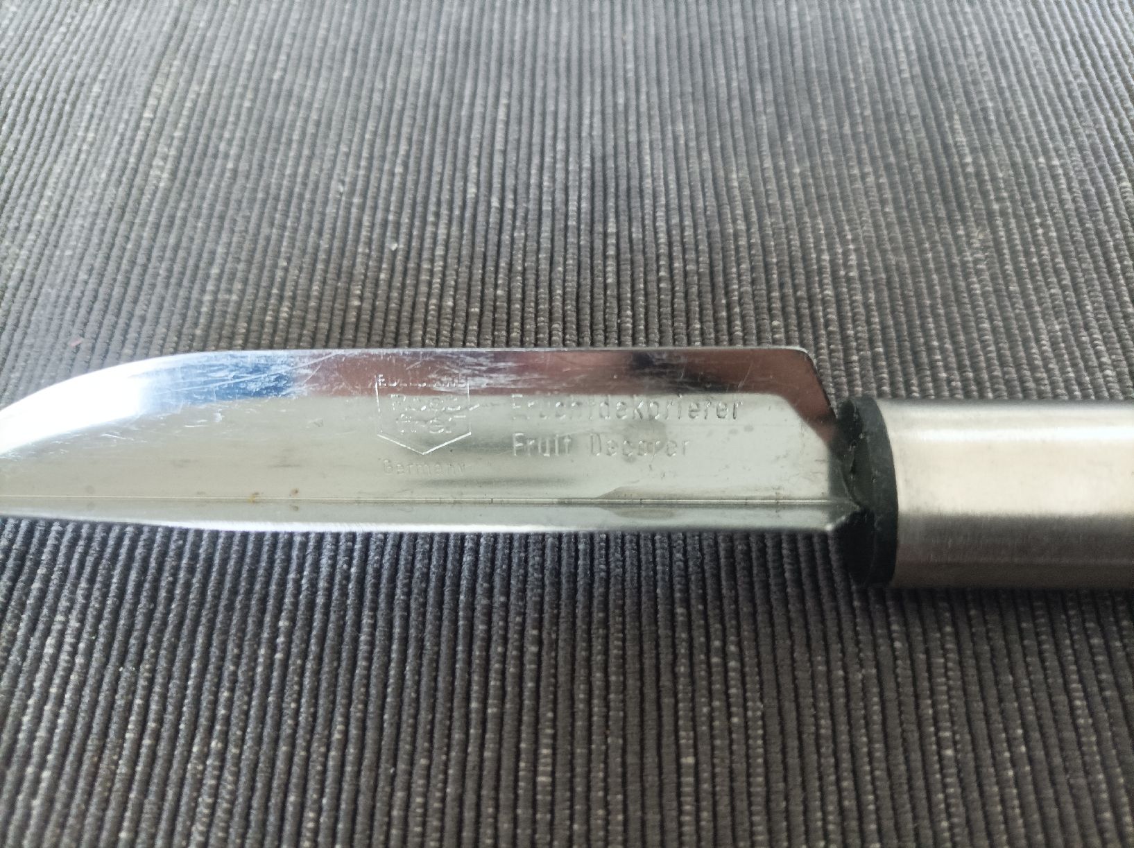 Coltelli da cucina: Fruchtdekorierer Edelstahl – Usato da Aeschi (SO) venduto da clementinli 1